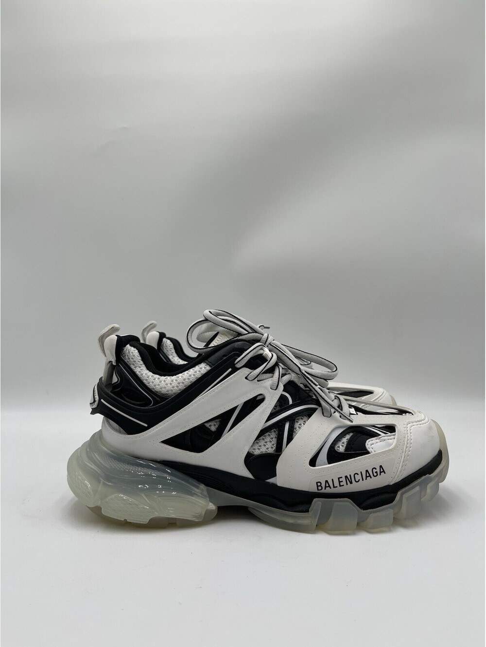 Women’s Balenciaga Track Clear Sole sneakers in a white and black Size 36